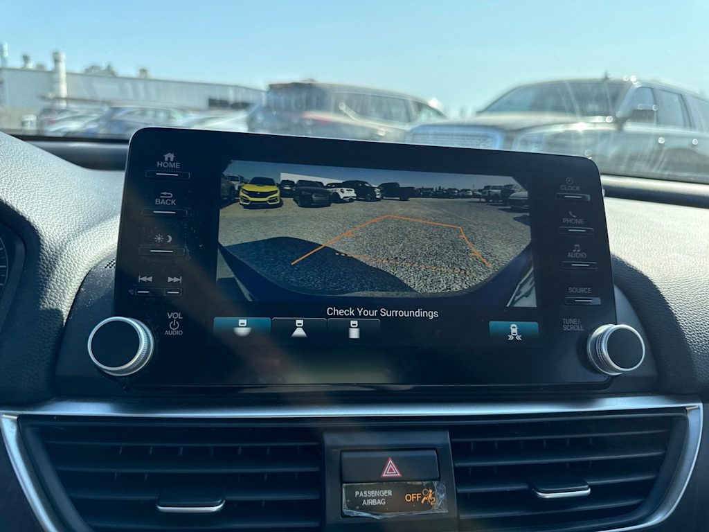 Thumbnail: 2020 Honda Accord - 25