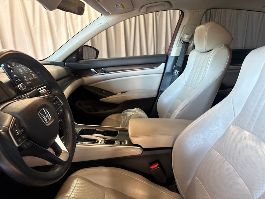 Thumbnail: 2018 Honda Accord - 6