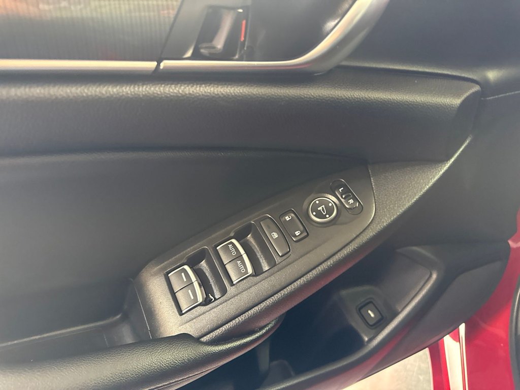Thumbnail: 2021 Honda Accord - 22