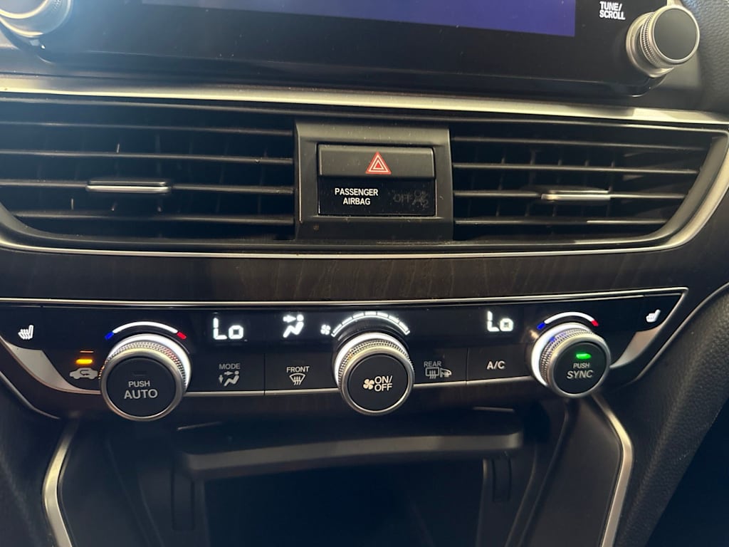 Thumbnail: 2019 Honda Accord - 27