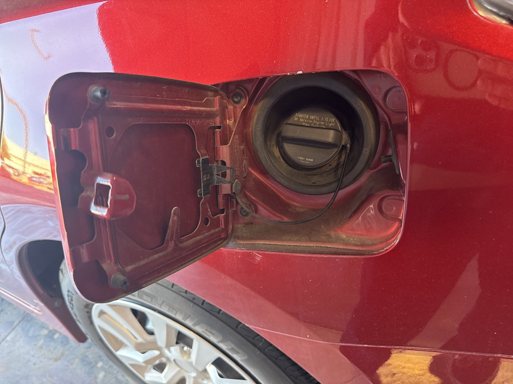 Thumbnail: 2015 Nissan Altima - 21