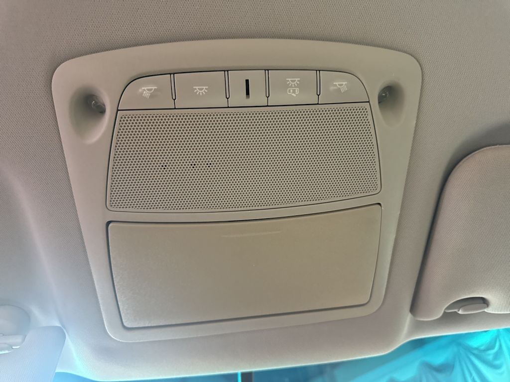 Thumbnail: 2015 Nissan Altima - 26