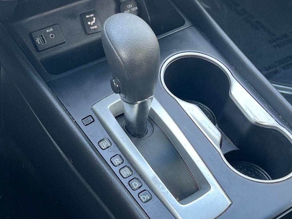 Thumbnail: 2017 Nissan Altima - 16