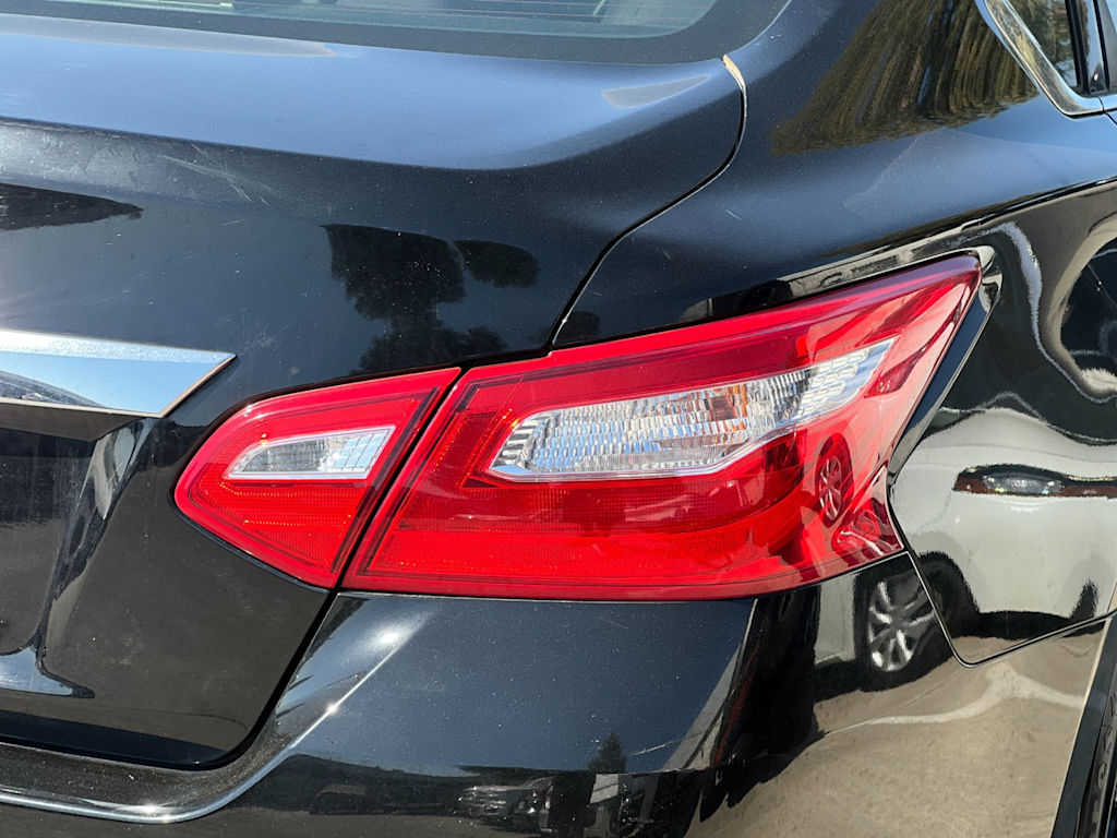 Thumbnail: 2016 Nissan Altima - 29