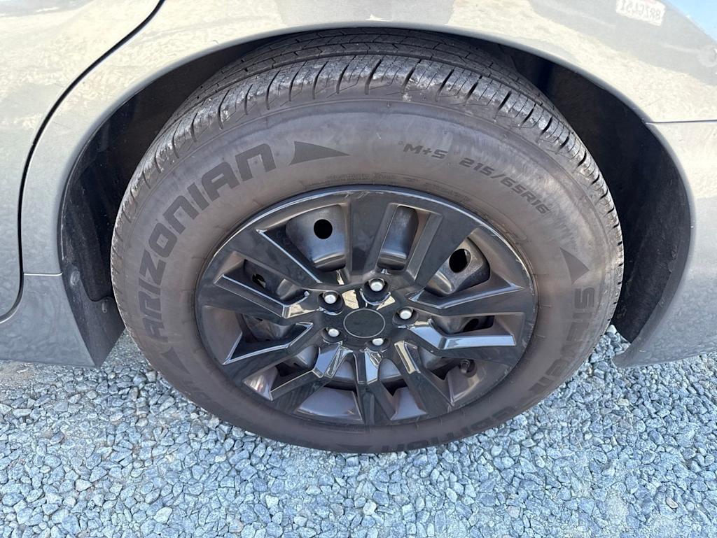 Thumbnail: 2015 Nissan Altima - 5