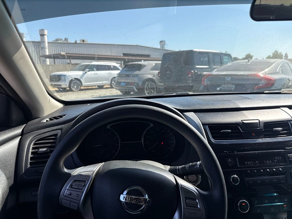Thumbnail: 2015 Nissan Altima - 2