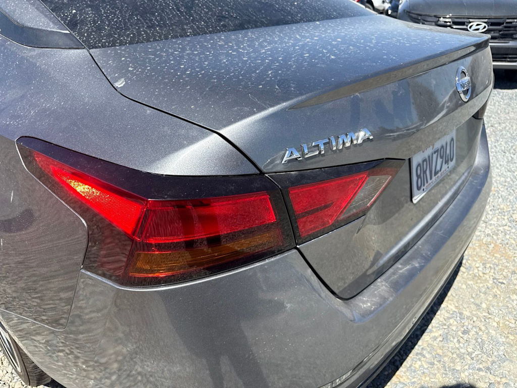 Thumbnail: 2022 Nissan Altima - 18