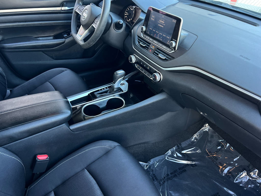Thumbnail: 2021 Nissan Altima - 13