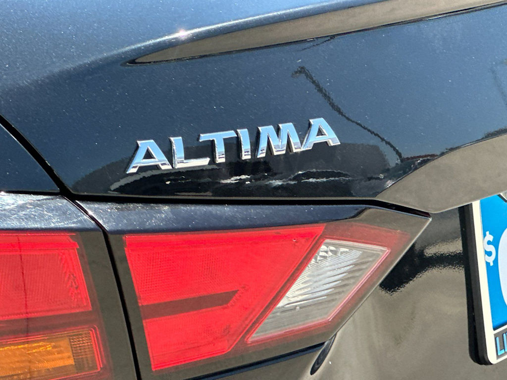 Thumbnail: 2022 Nissan Altima - 28