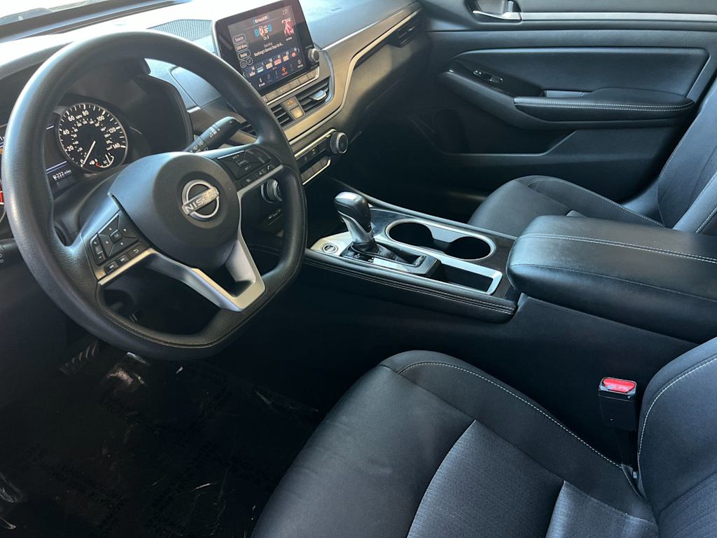Thumbnail: 2023 Nissan Altima - 9