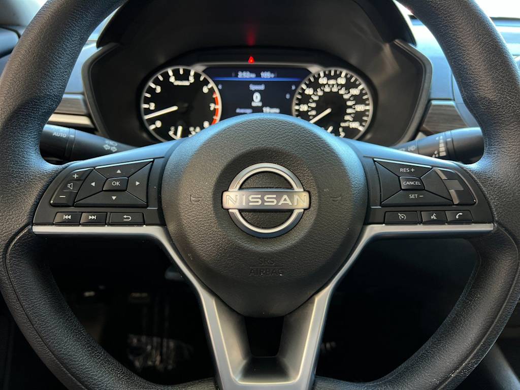Thumbnail: 2025 Nissan Altima - 27