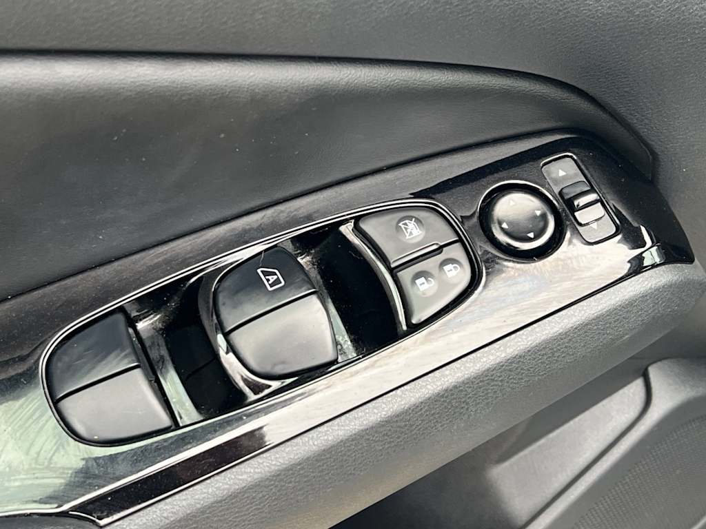 Thumbnail: 2023 Nissan Altima - 24