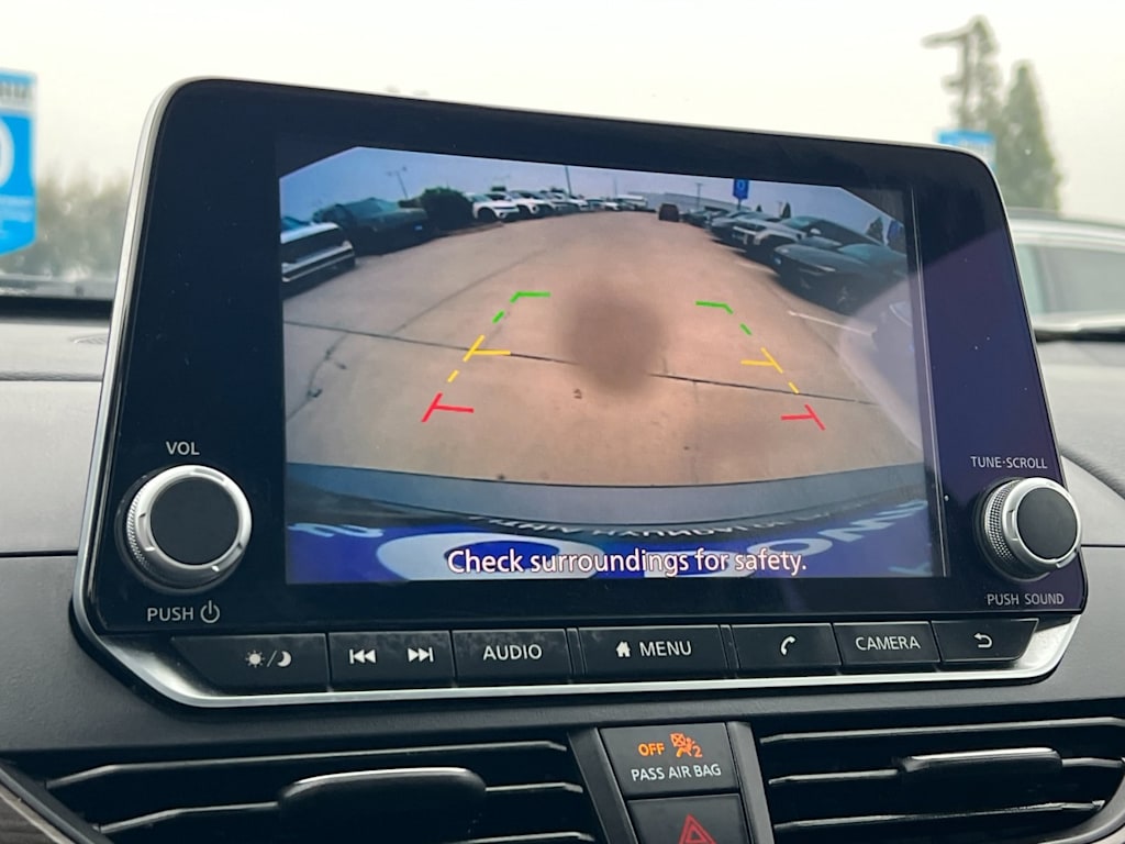 Thumbnail: 2023 Nissan Altima - 25