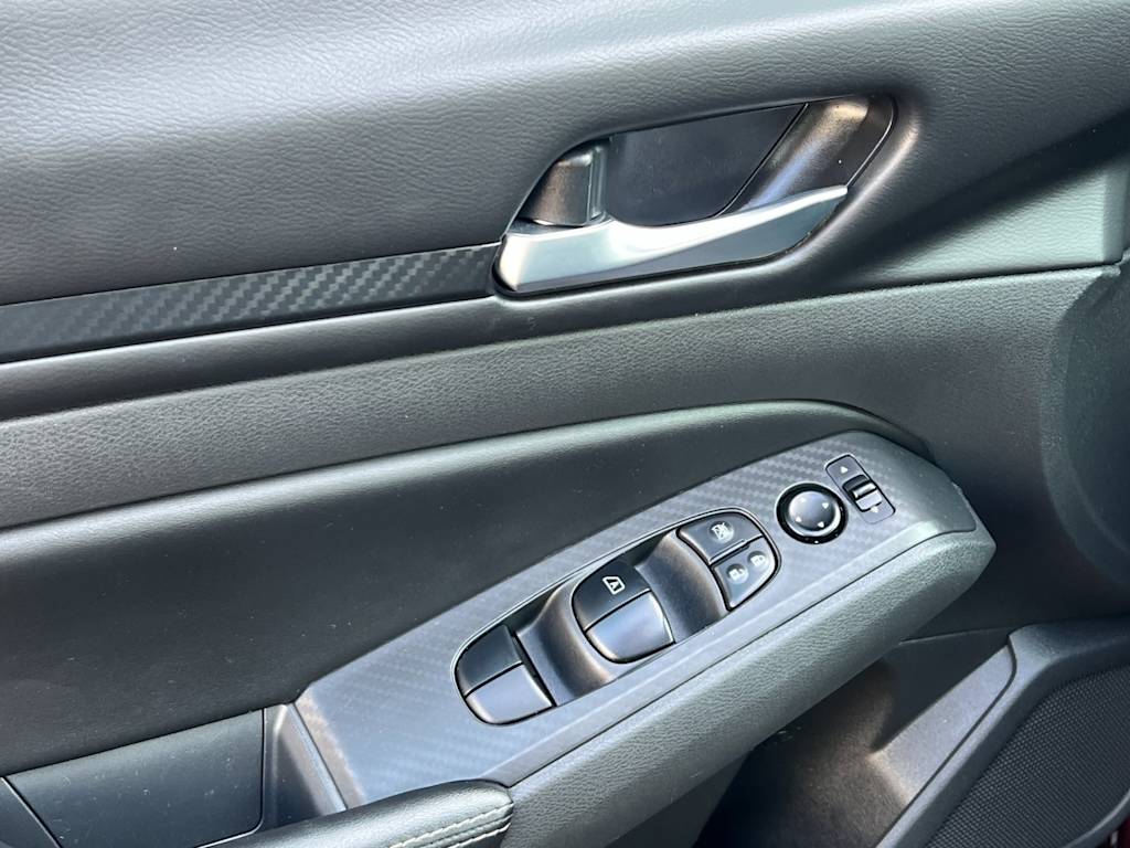 Thumbnail: 2024 Nissan Altima - 22