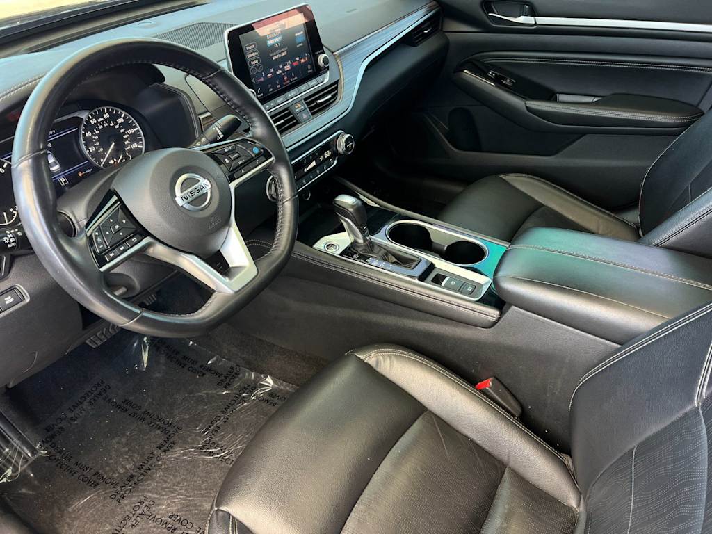 Thumbnail: 2021 Nissan Altima - 9