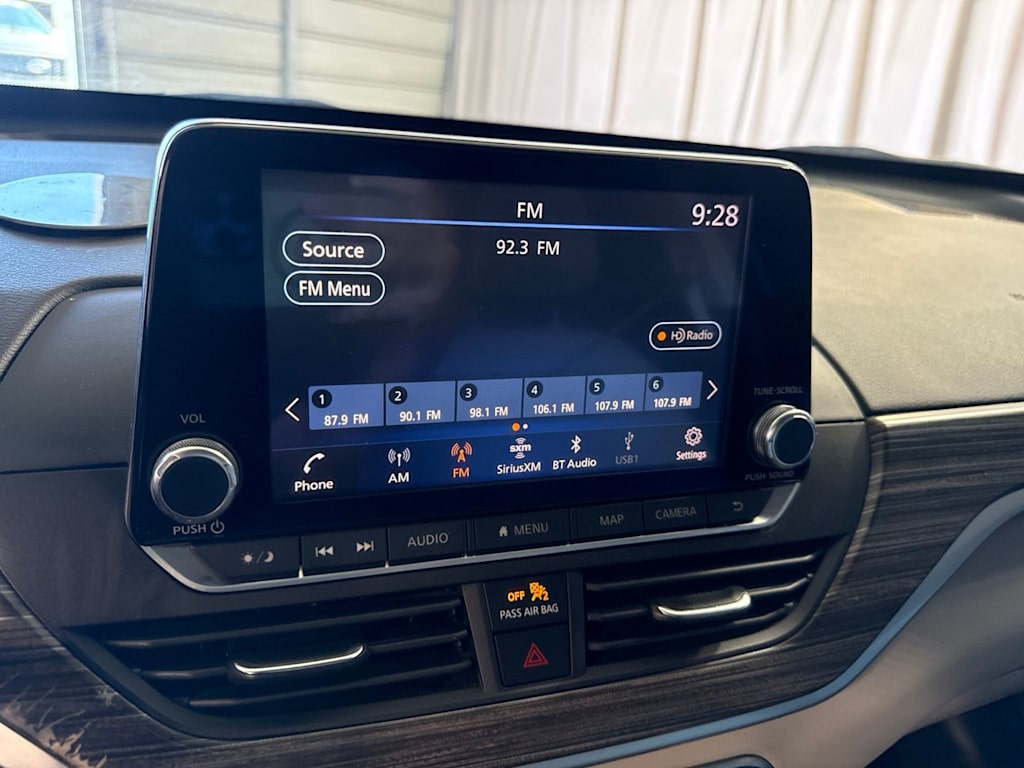 Thumbnail: 2019 Nissan Altima - 10