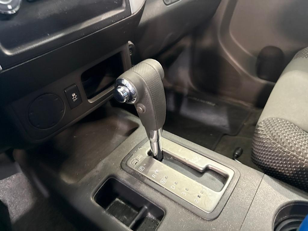 Thumbnail: 2012 Nissan Frontier - 9