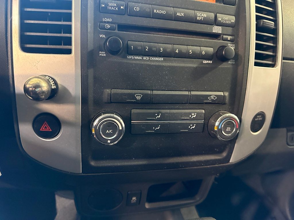 Thumbnail: 2012 Nissan Frontier - 26