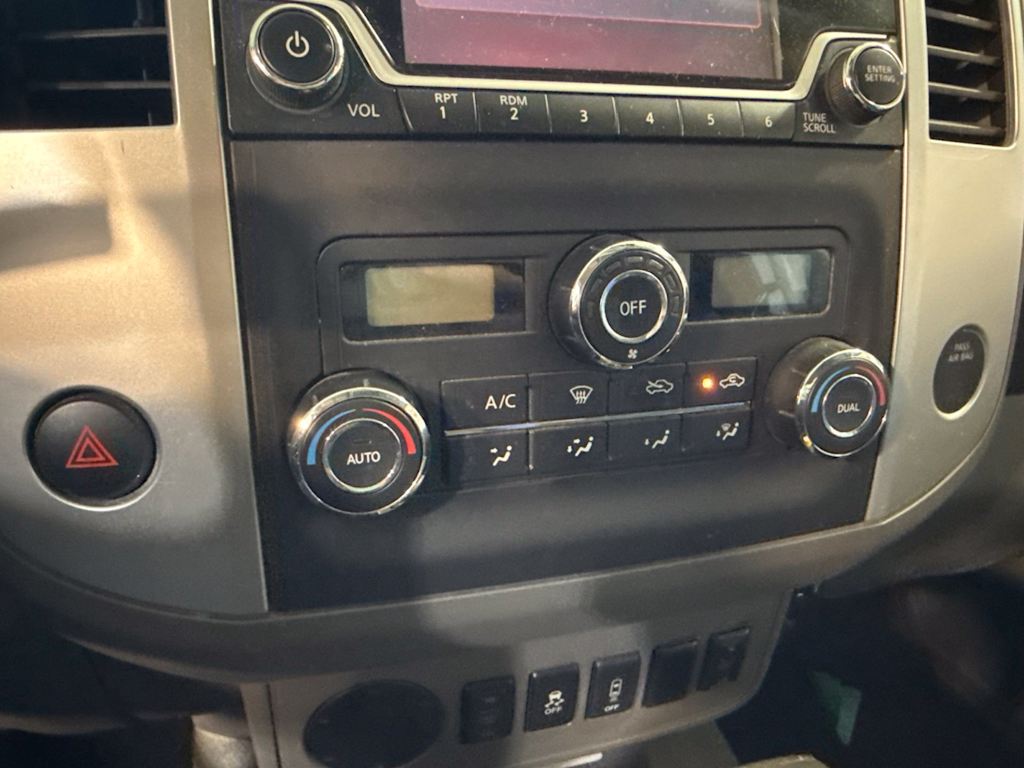 Thumbnail: 2018 Nissan Frontier - 24