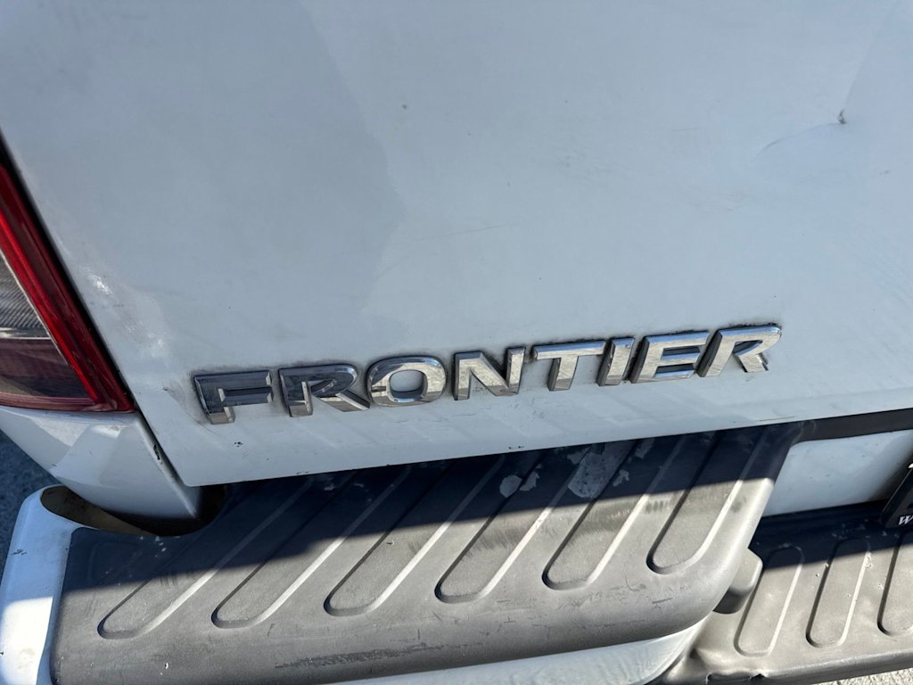 Thumbnail: 2017 Nissan Frontier - 16