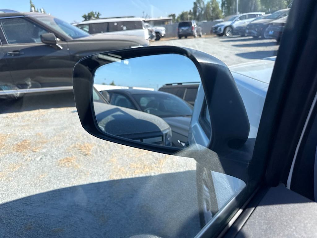 Thumbnail: 2017 Nissan Frontier - 20