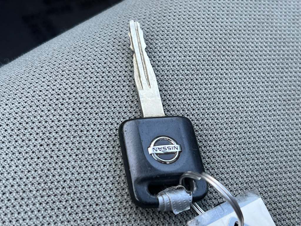 2014 Nissan Frontier S 26