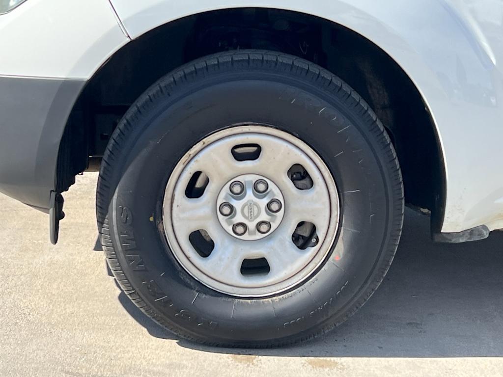2014 Nissan Frontier S 8
