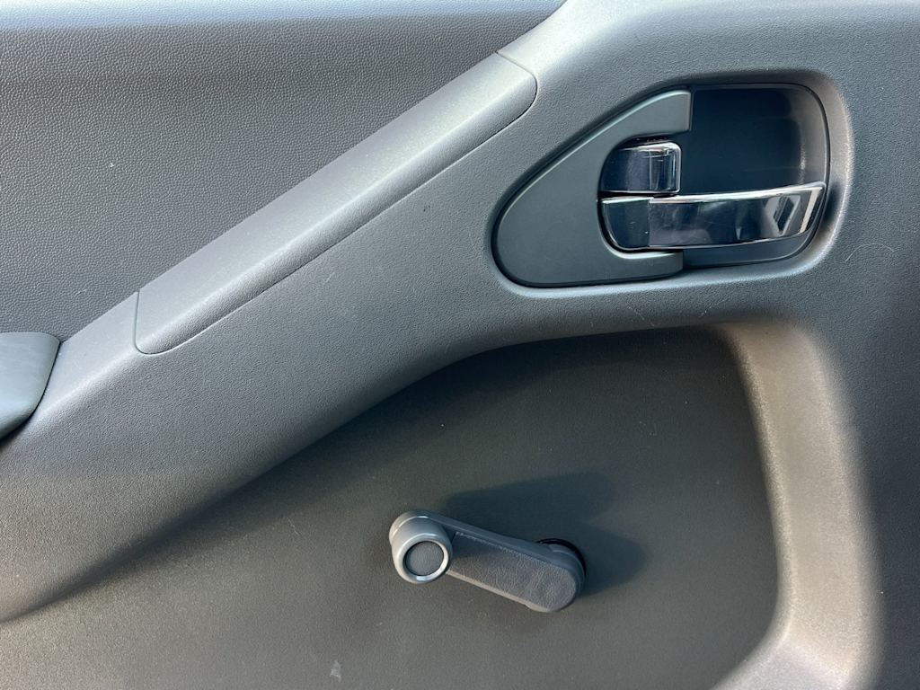 2014 Nissan Frontier S 20