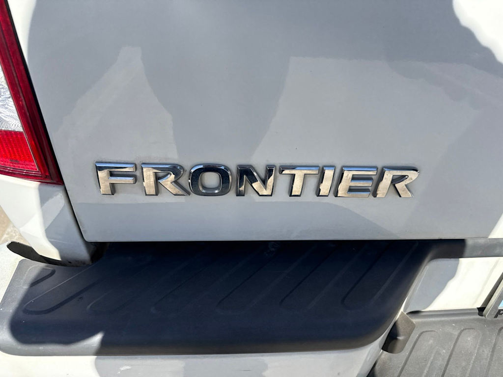 Thumbnail: 2019 Nissan Frontier - 18