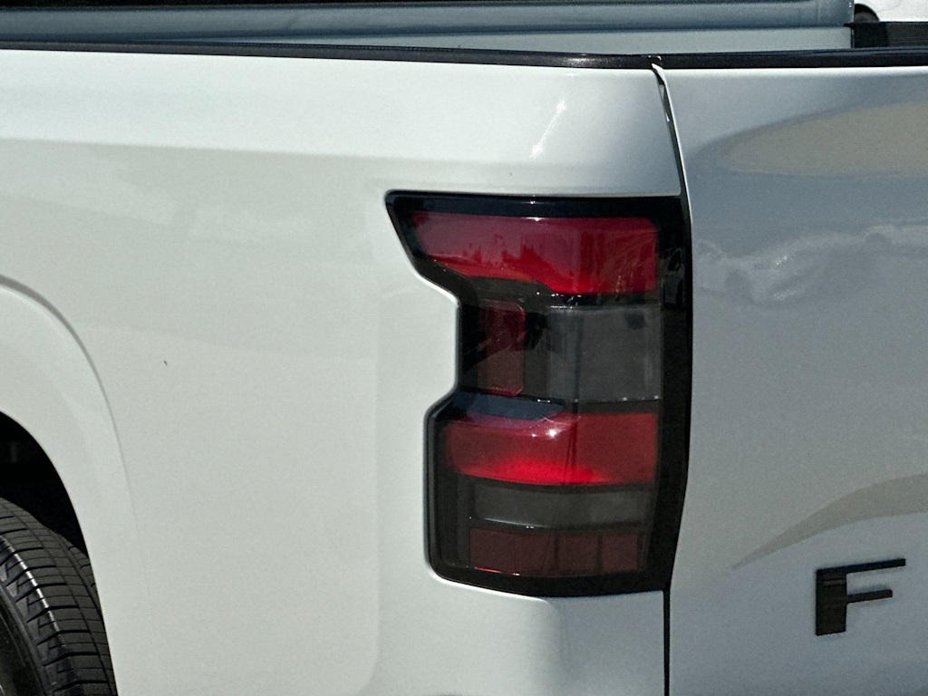 Thumbnail: 2025 Nissan Frontier - 28