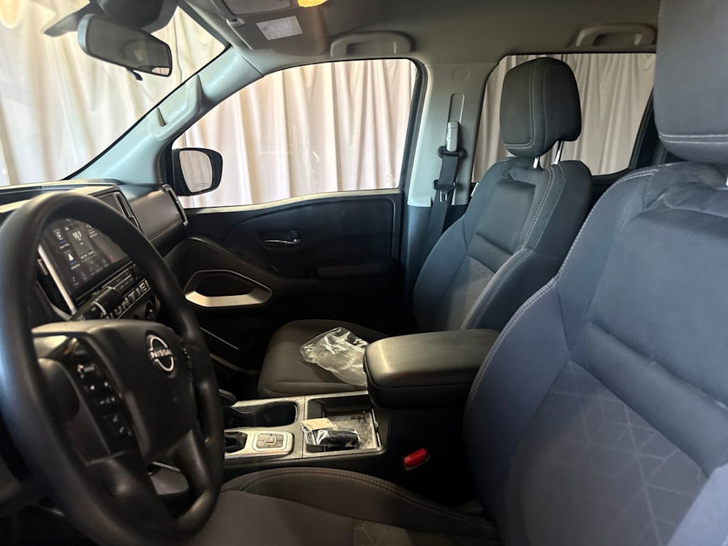 Thumbnail: 2026 Nissan Frontier - 8