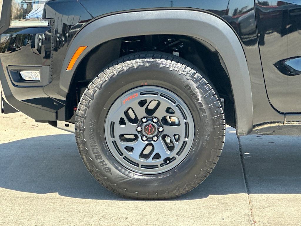 Thumbnail: 2026 Nissan Frontier - 8