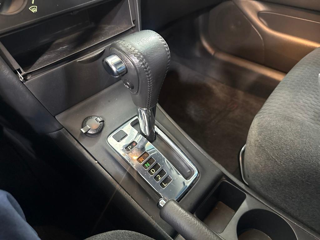 Thumbnail: 2005 Toyota Corolla - 11