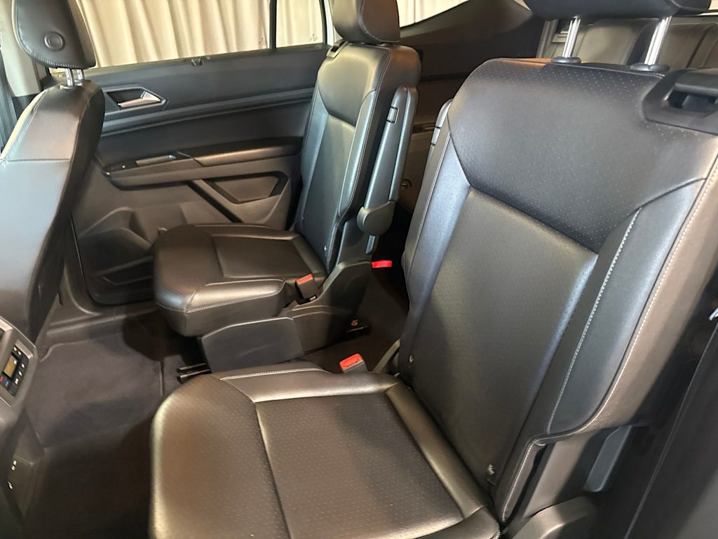 Thumbnail: 2019 Volkswagen Atlas - 10