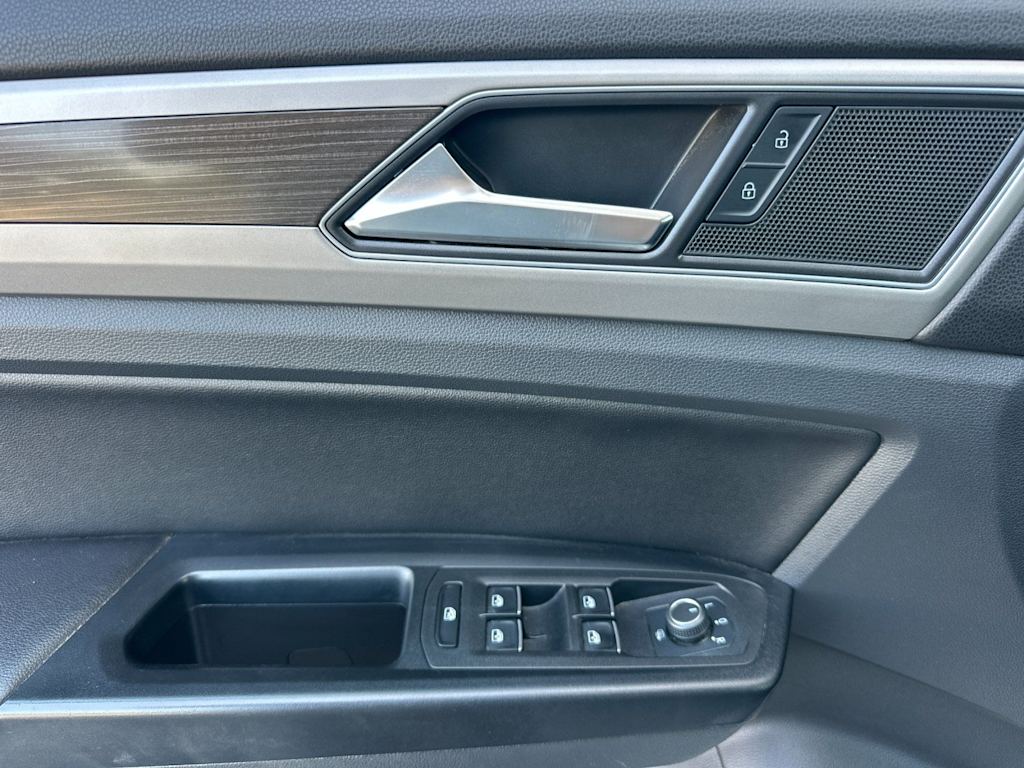 Thumbnail: 2019 Volkswagen Atlas - 24