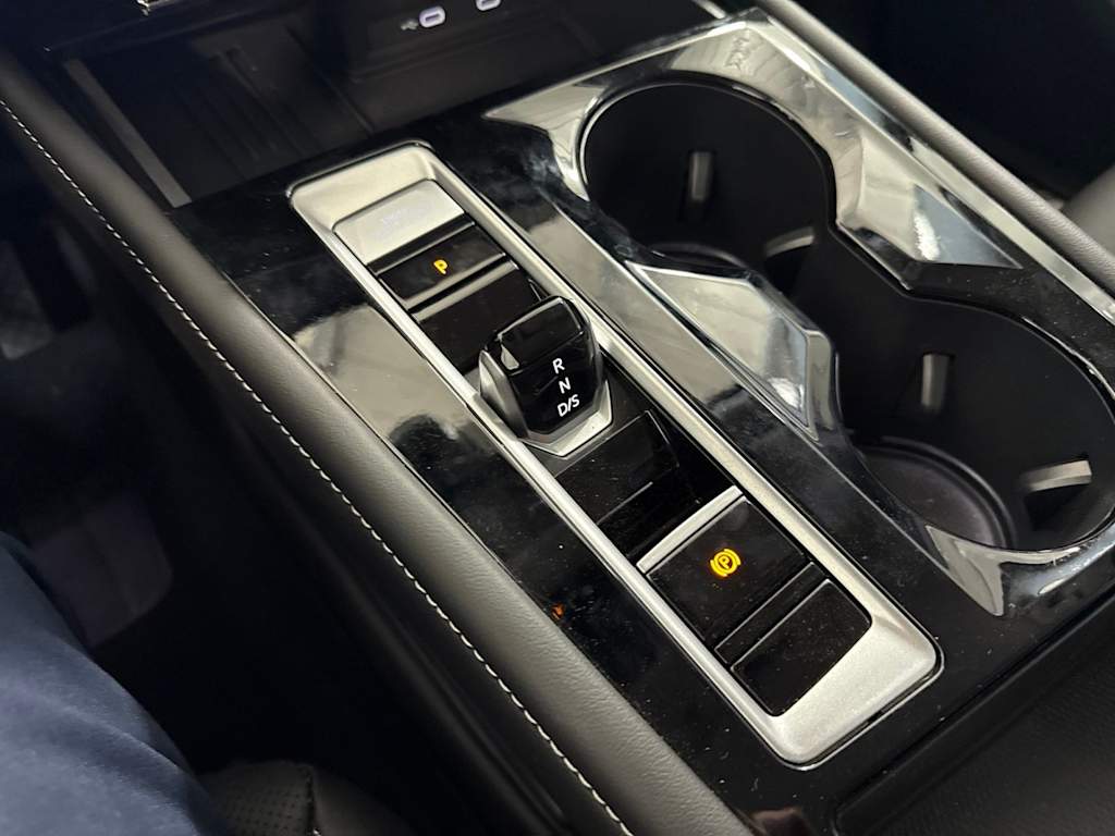 Thumbnail: 2026 Volkswagen Atlas - 12
