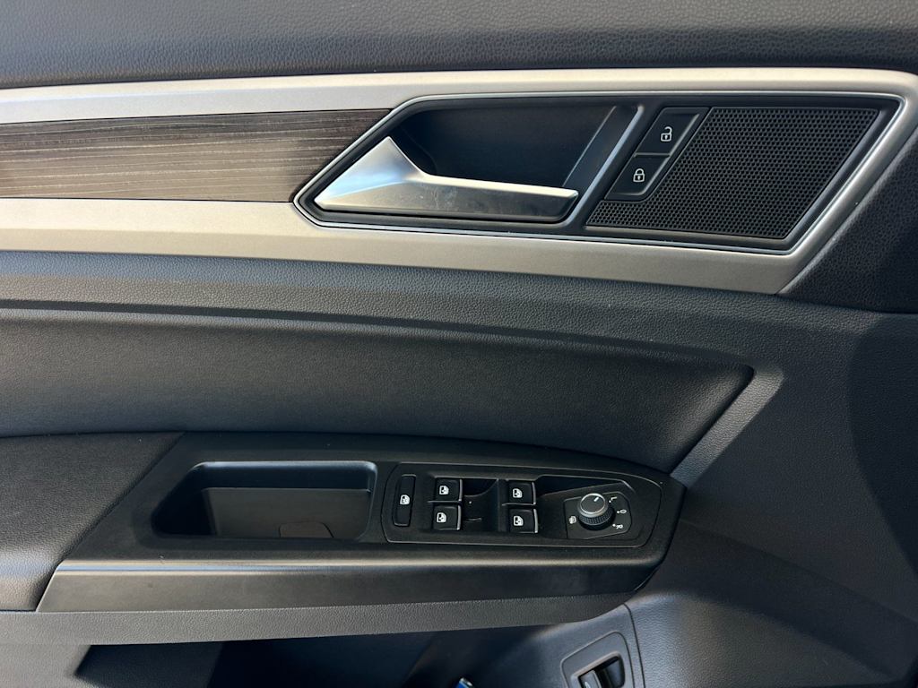 Thumbnail: 2019 Volkswagen Atlas - 24