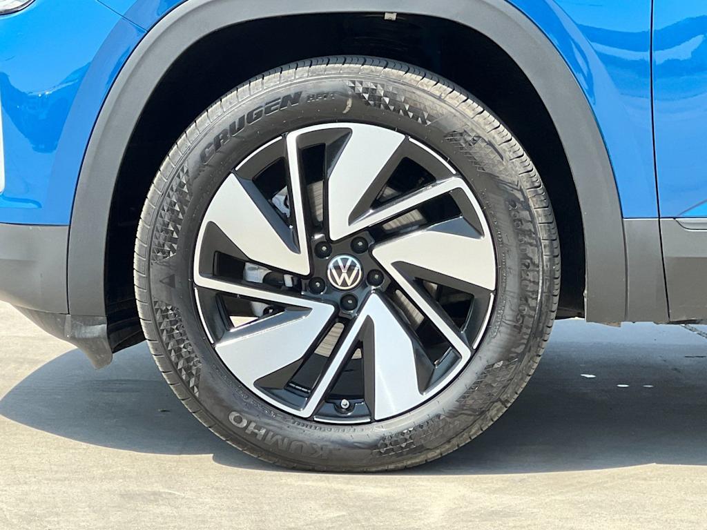 Thumbnail: 2026 Volkswagen Atlas - 8