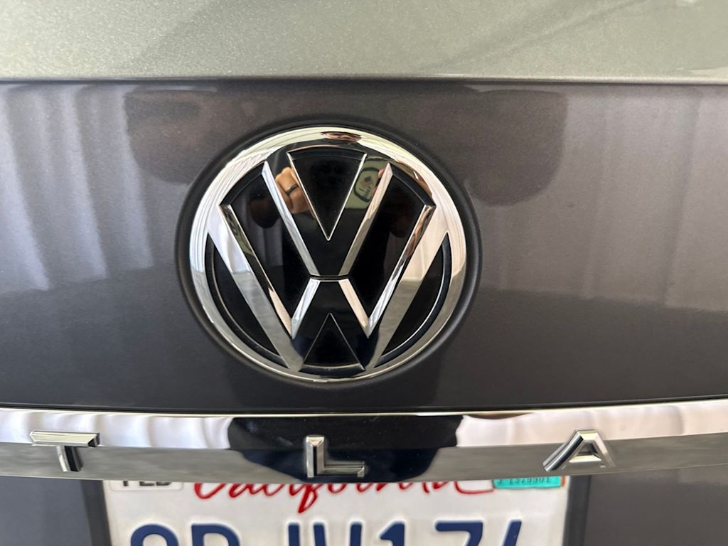 Thumbnail: 2019 Volkswagen Atlas - 18