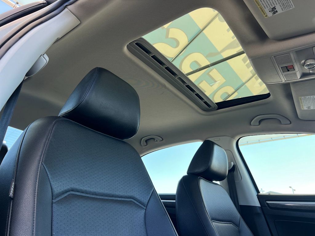 Thumbnail: 2018 Volkswagen Passat - 23
