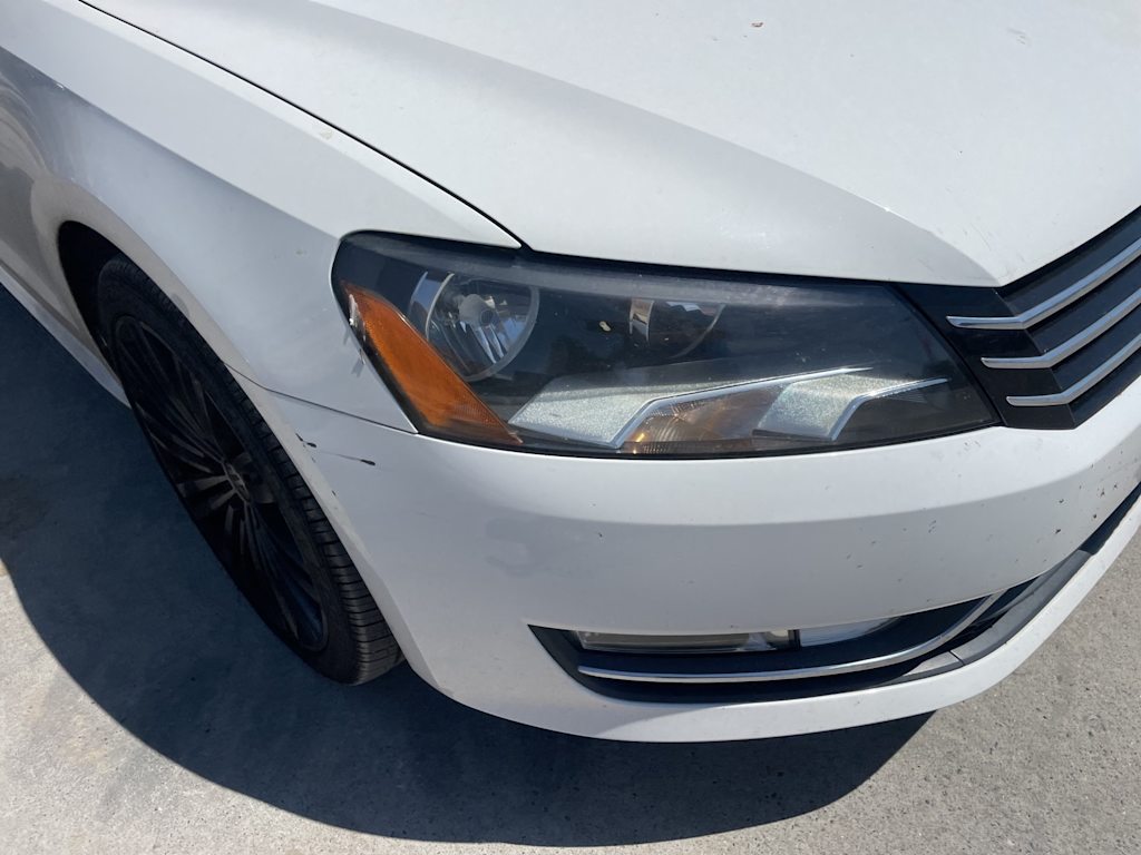 2015 Volkswagen Passat Sport 18