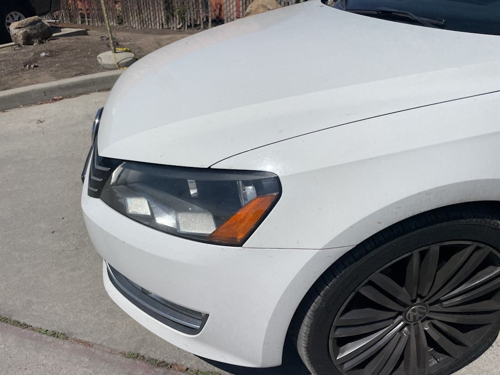 2015 Volkswagen Passat Sport 17