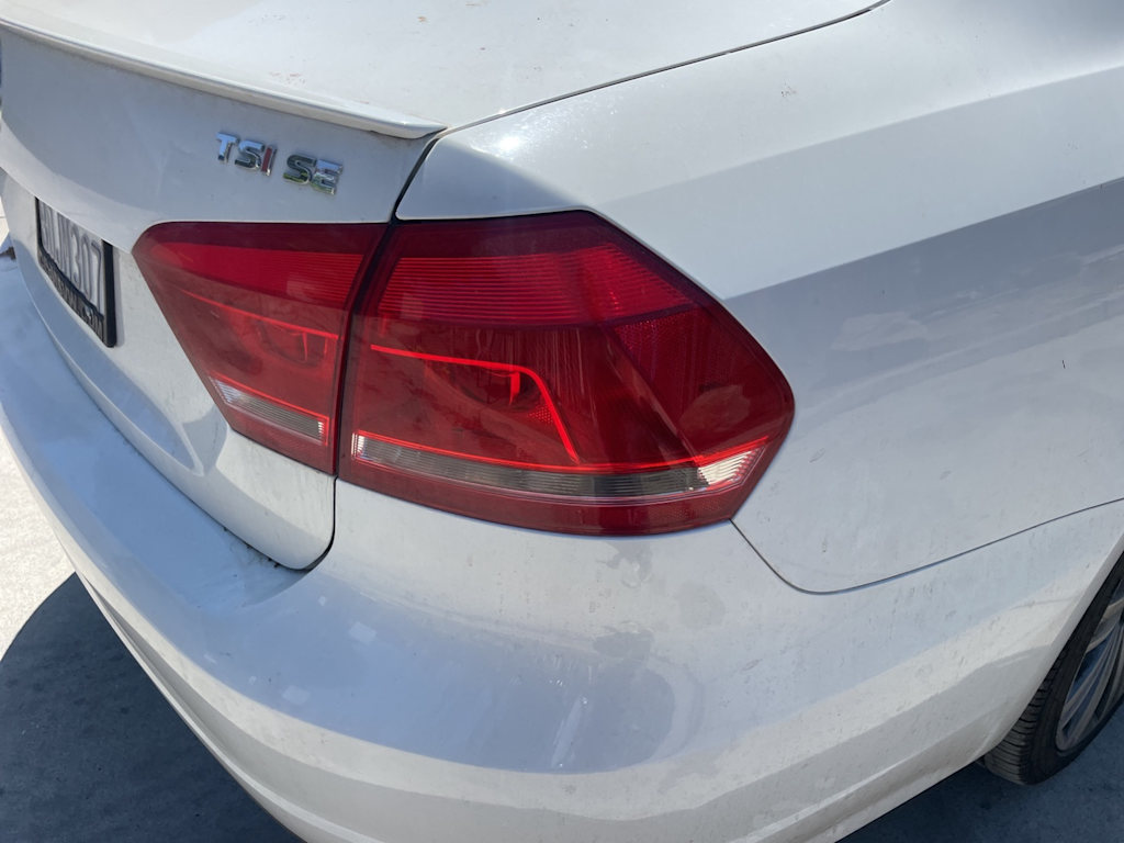 2015 Volkswagen Passat Sport 24