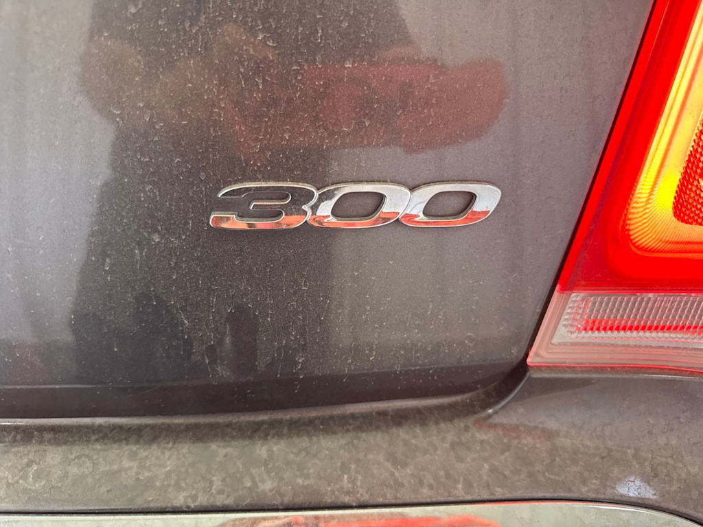Thumbnail: 2019 Chrysler 300 - 7