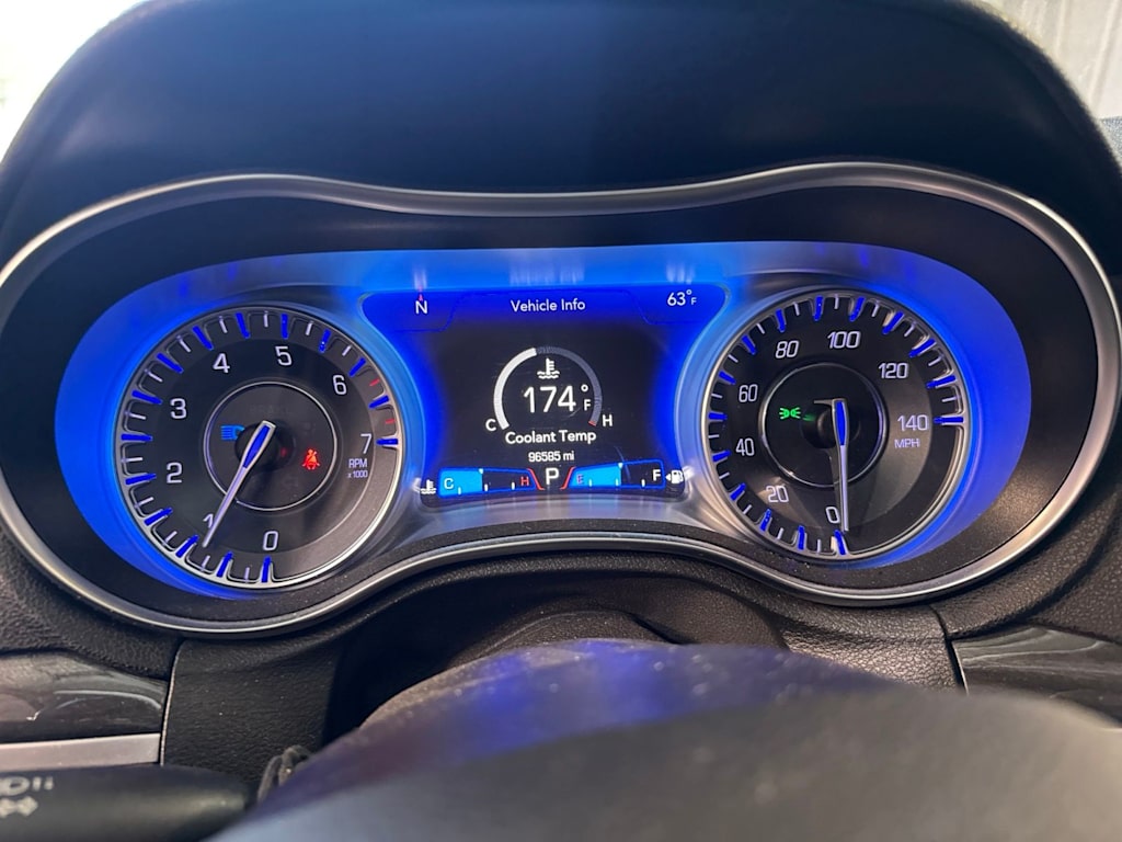 Thumbnail: 2019 Chrysler 300 - 13