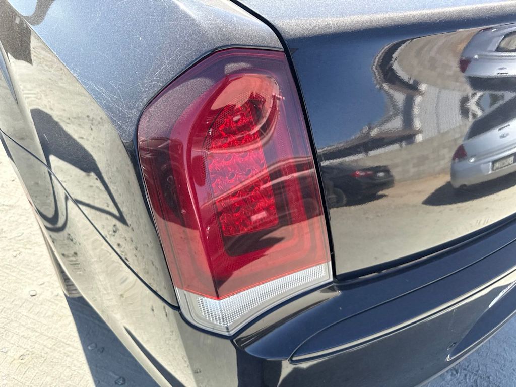 Thumbnail: 2021 Chrysler 300 - 19