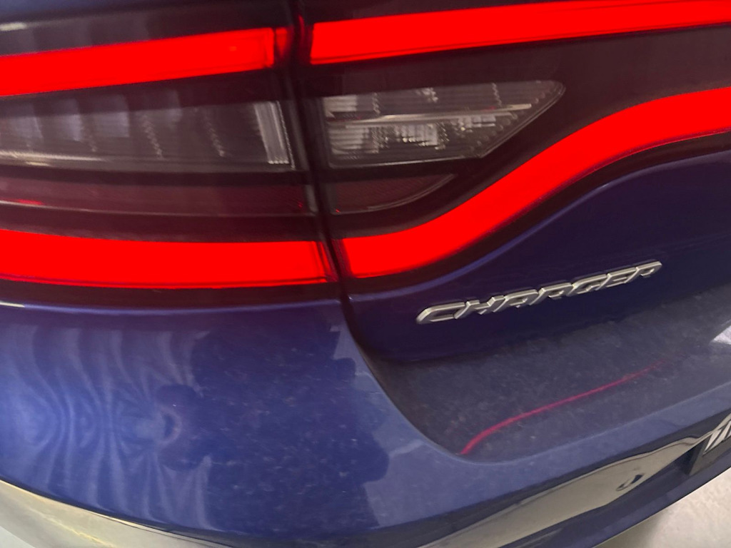 Thumbnail: 2020 Dodge Charger - 18