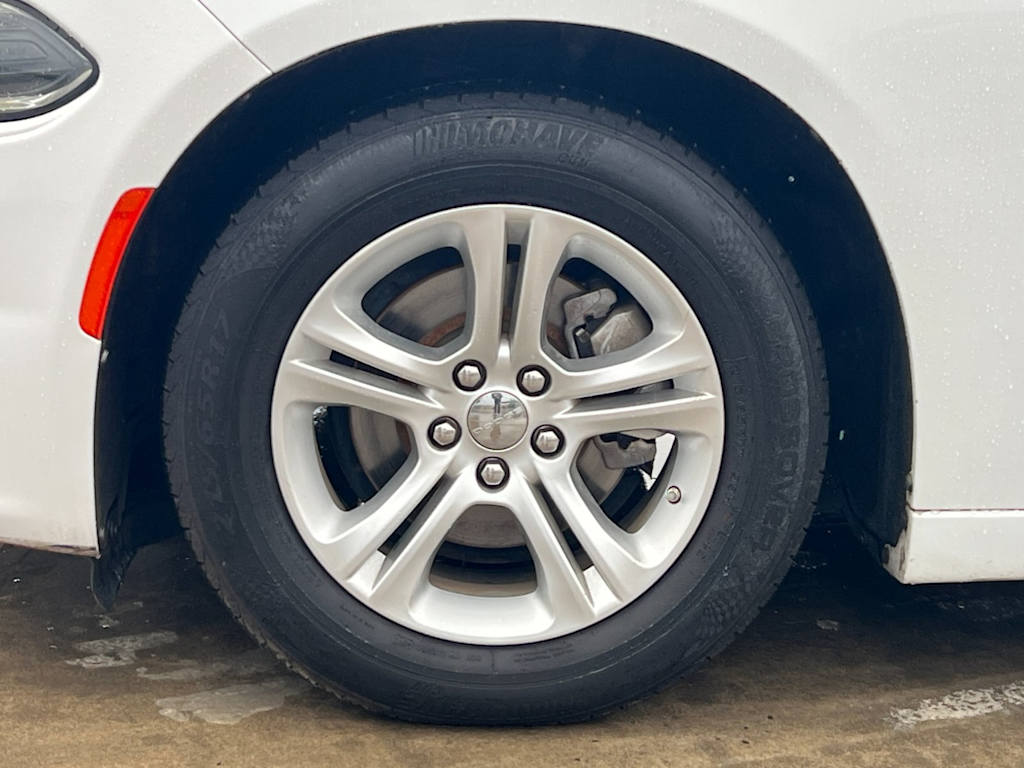 Thumbnail: 2022 Dodge Charger - 8