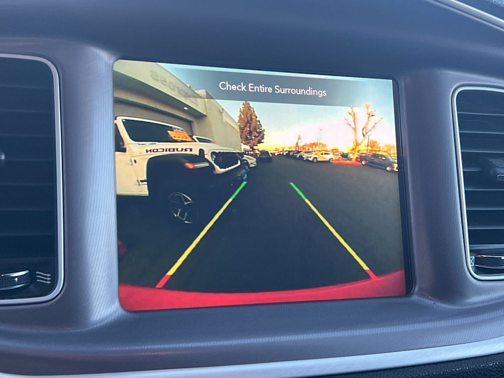 Thumbnail: 2022 Dodge Charger - 25