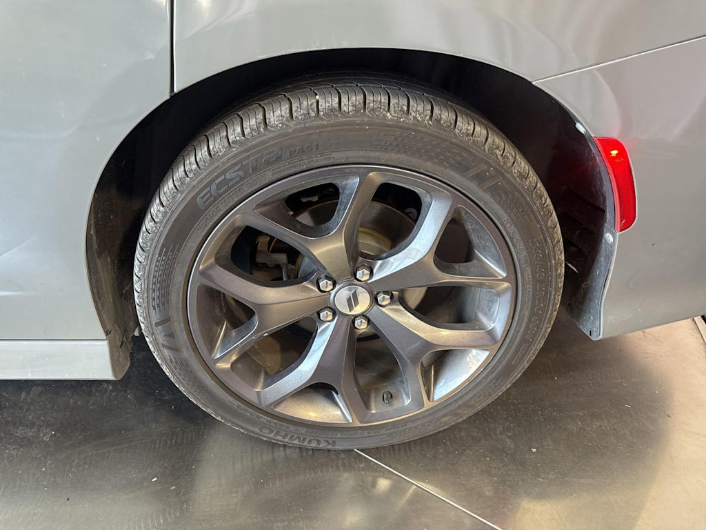 Thumbnail: 2019 Dodge Charger - 6